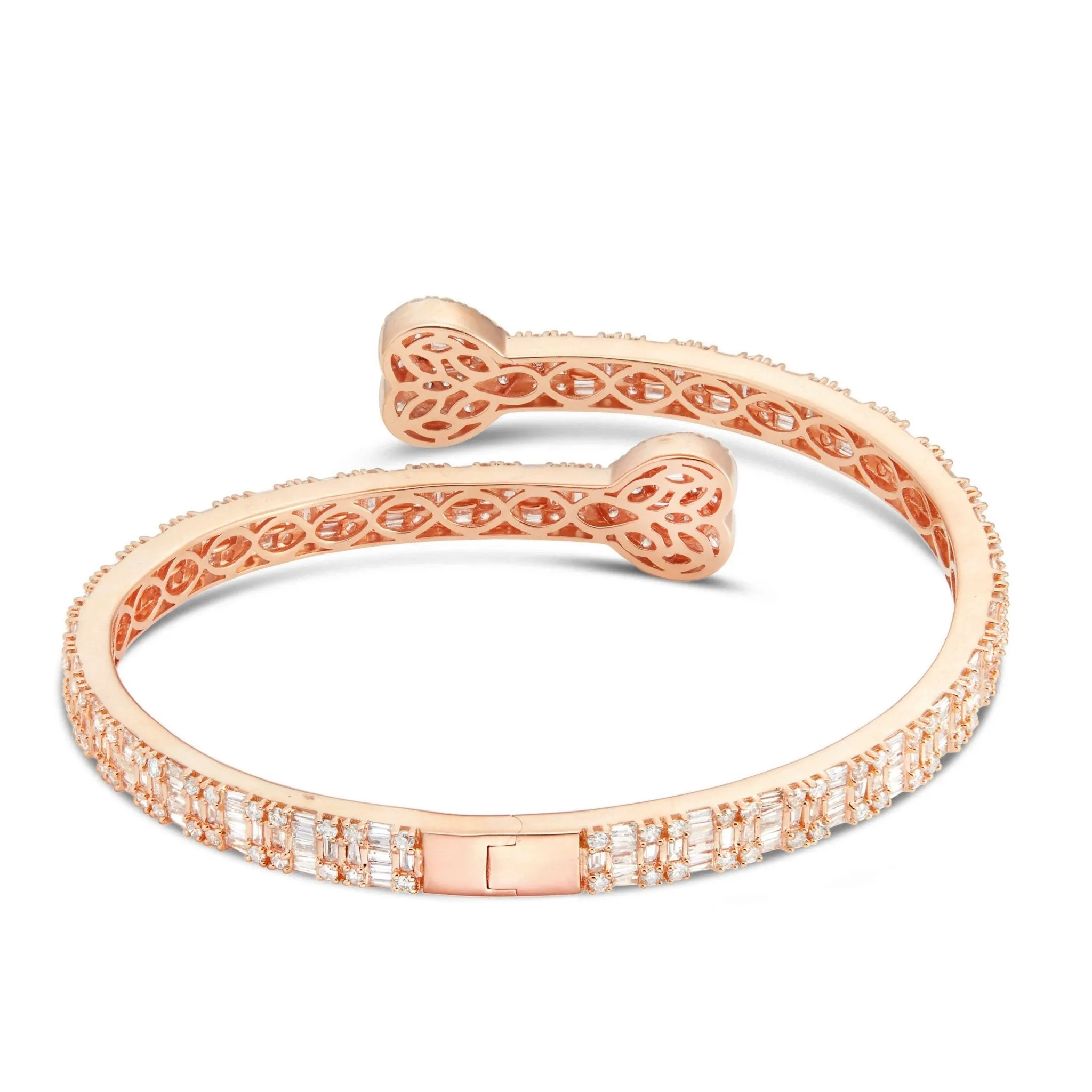 14K Gold 4.69ct Baguette Diamond Eternity Heart Bangle