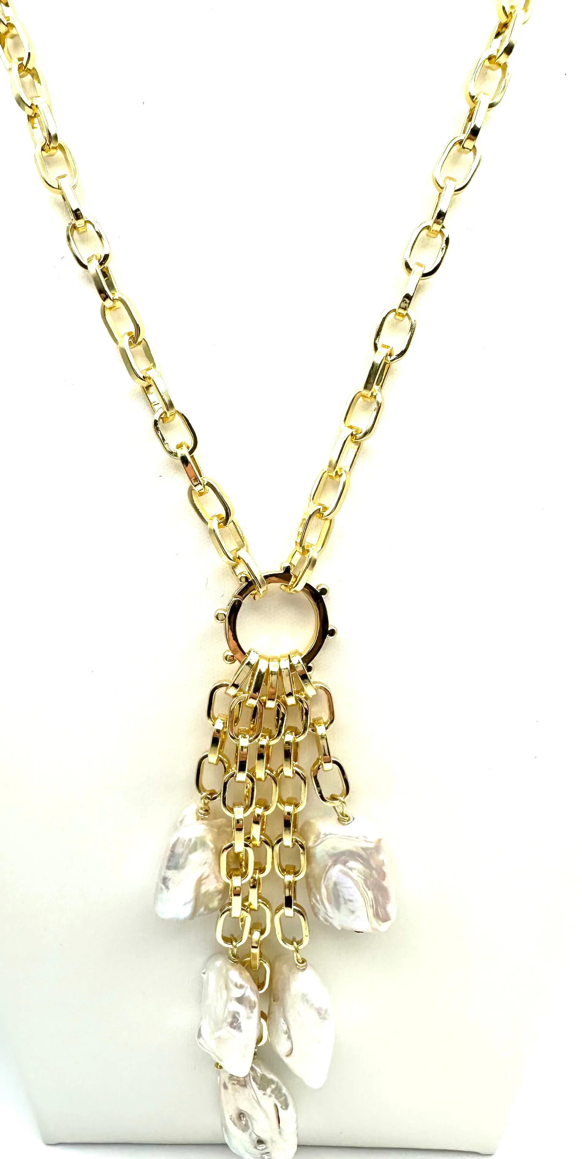 Baroque Pearl Drops Necklace