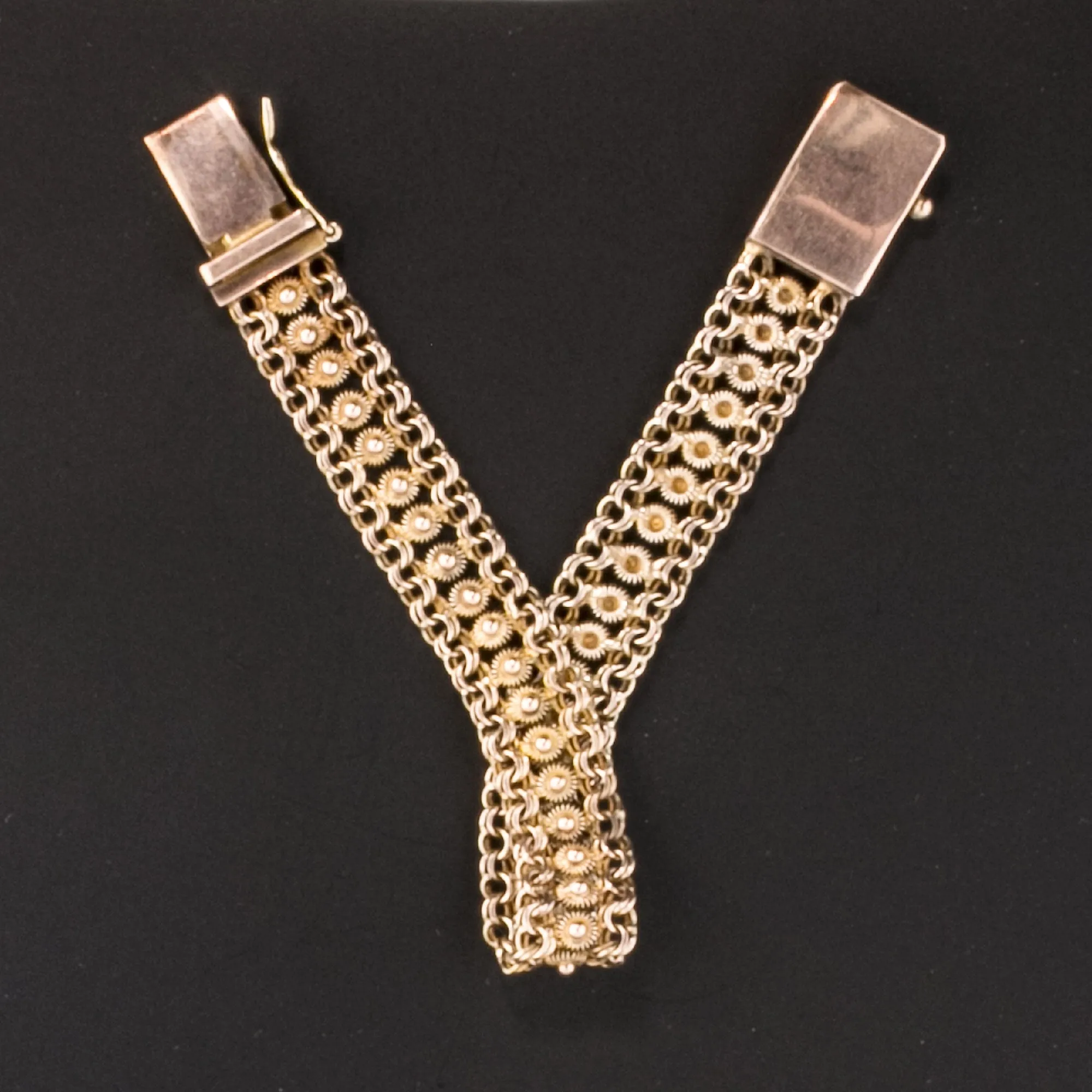 Etruscan style 12kt gold granulated link bracelet. j-brfn100