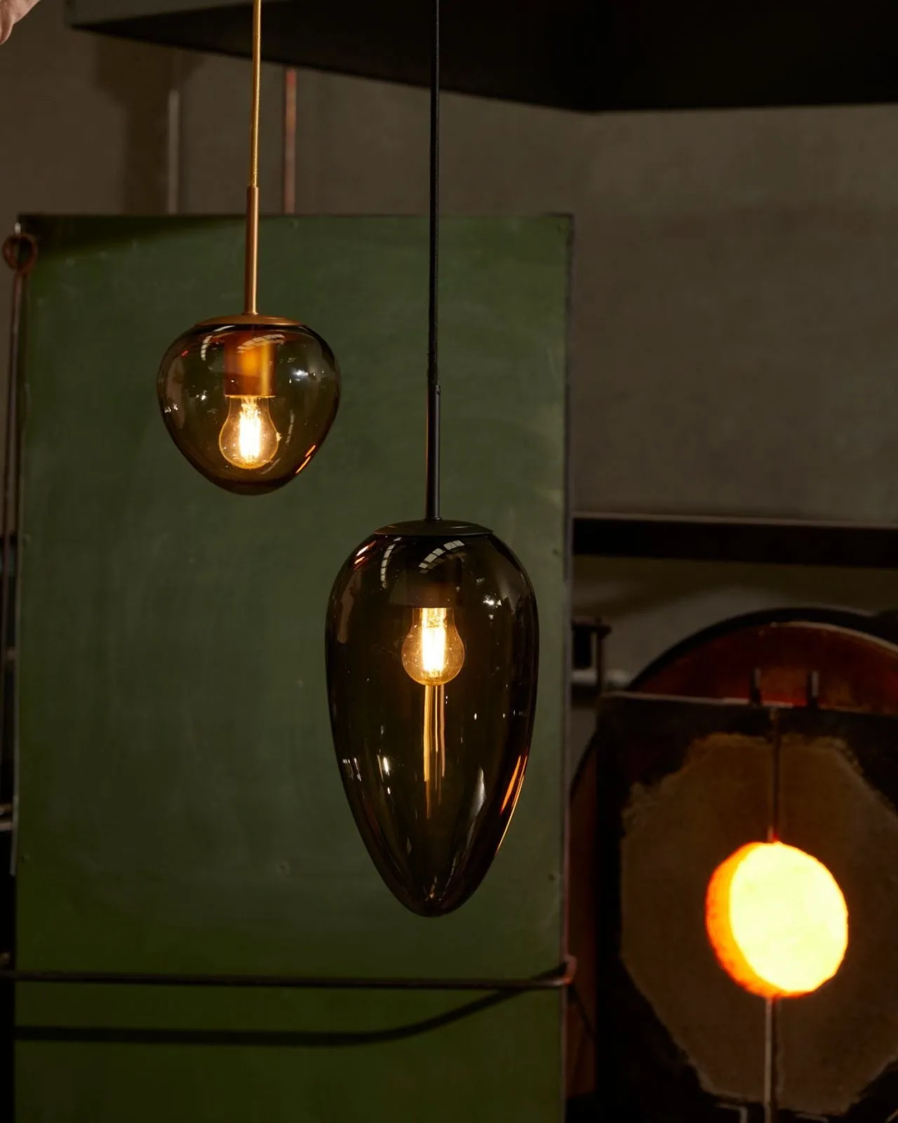 Mellow Bud Pendant Light