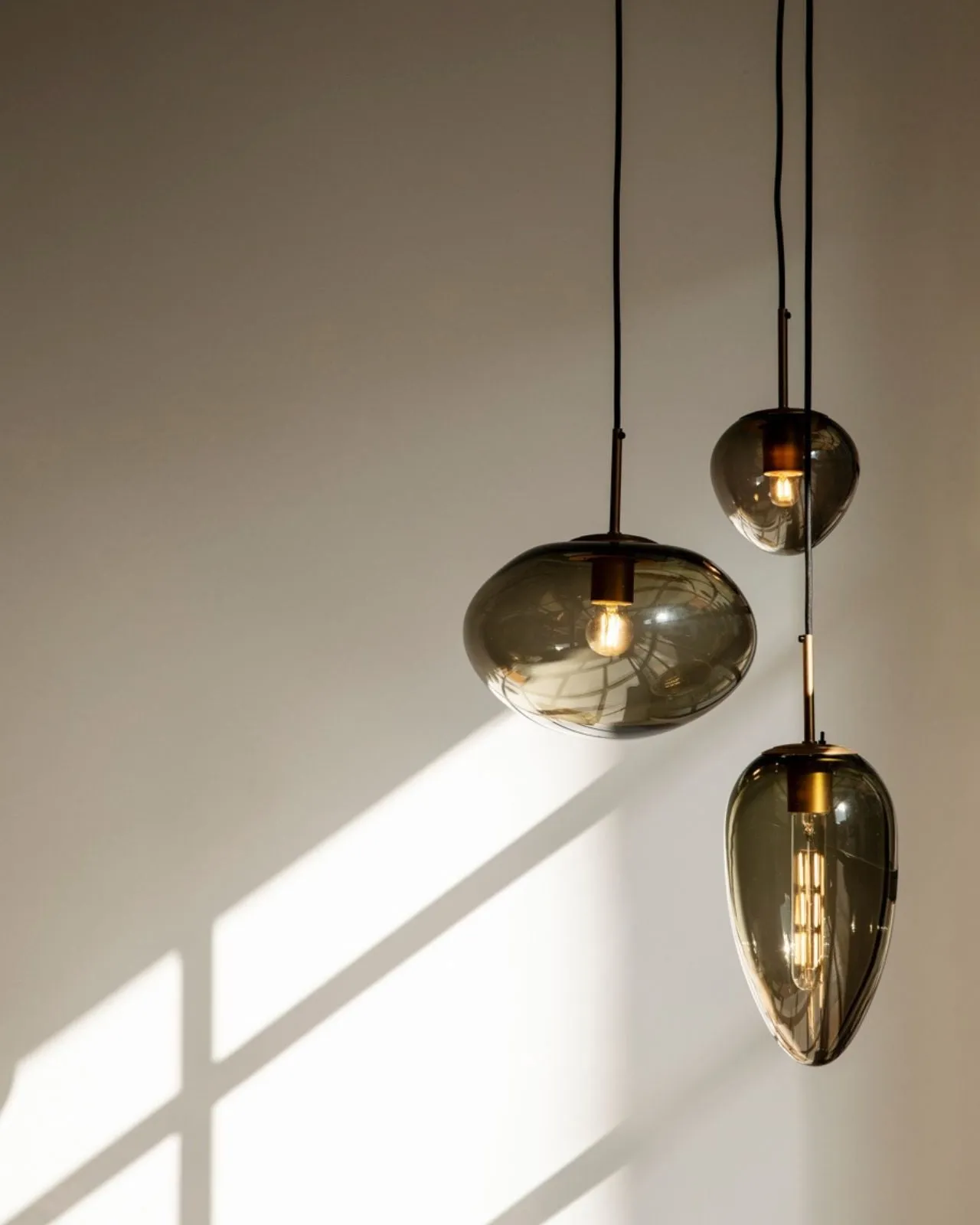 Mellow Bud Pendant Light