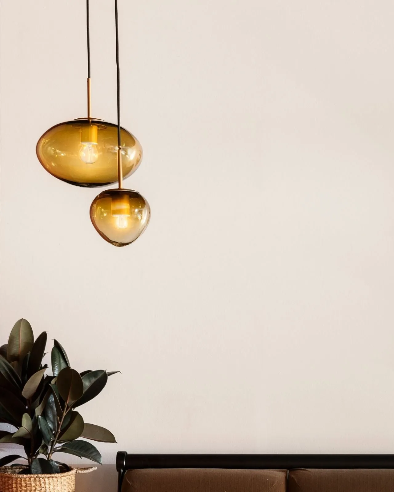 Mellow Bud Pendant Light