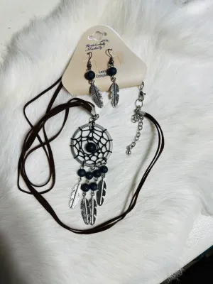 Native Dreamcatcher Leather Strap Necklace with Feather Charms and Feather Earrings